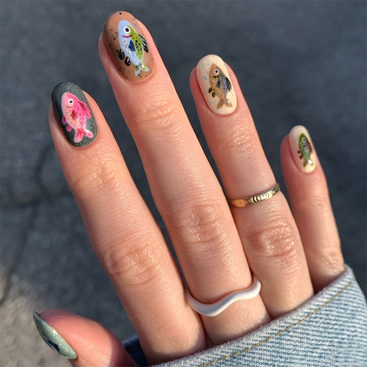 Creative nail art set with colorful animal designs Bowlift