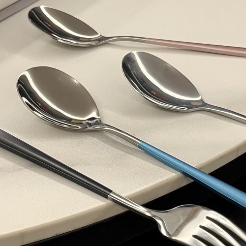 Exclusive and Wearable Cutlery Set Bowlift