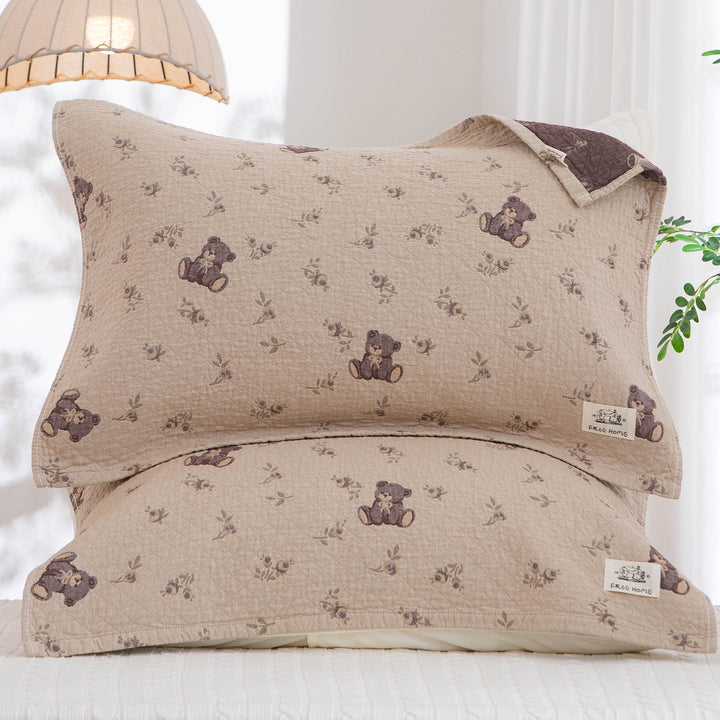 Ladies pillowcase with playful horse motif Bowlift