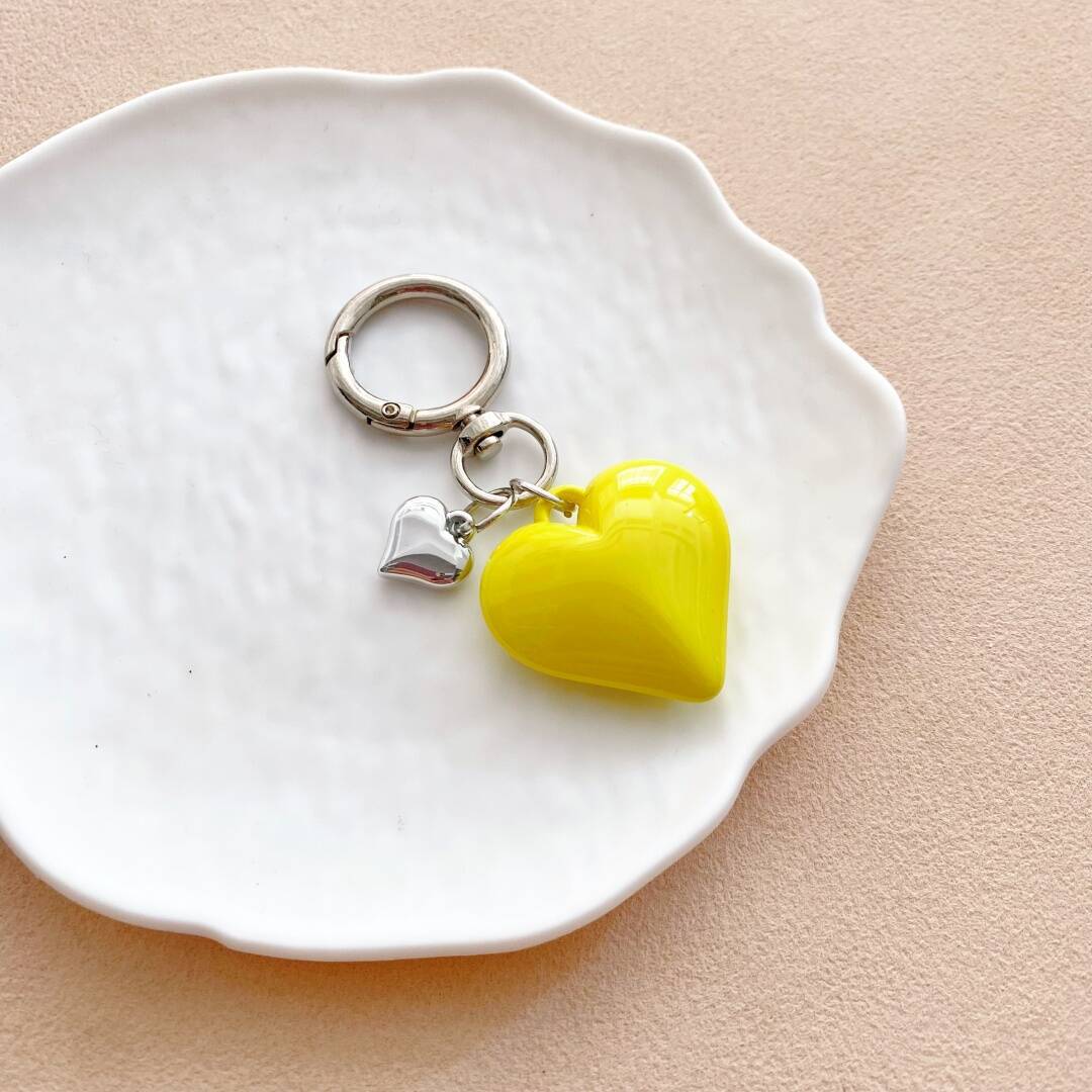 Heart-Shaped Charm Keychain Bowlift