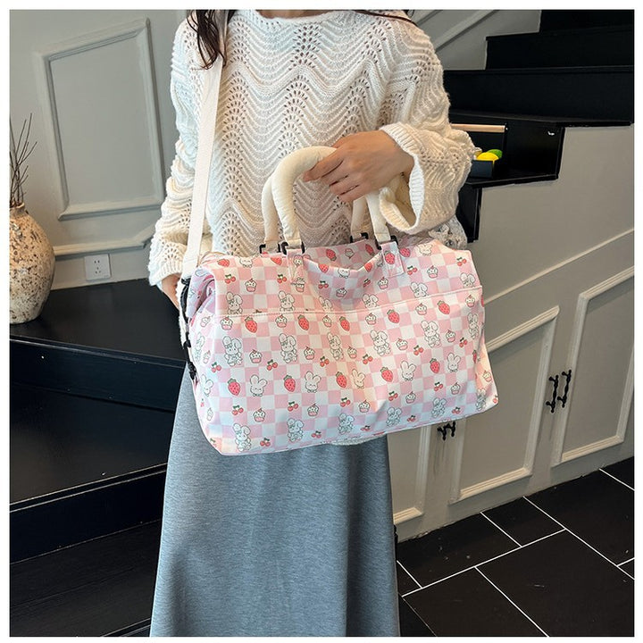 Travel bag with Playful Design Bowlift