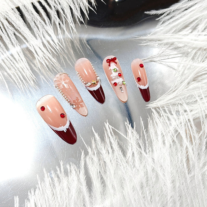 Artificial Christmas art nails with festive design Bowlift