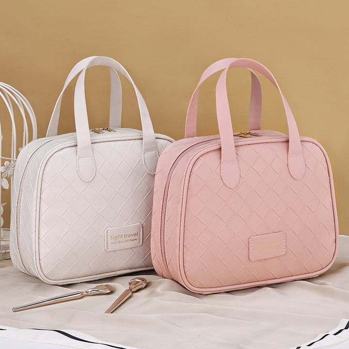 Cosmetic Organizer With Elegant Diamond Pattern And Sturdy Zipper Bowlift