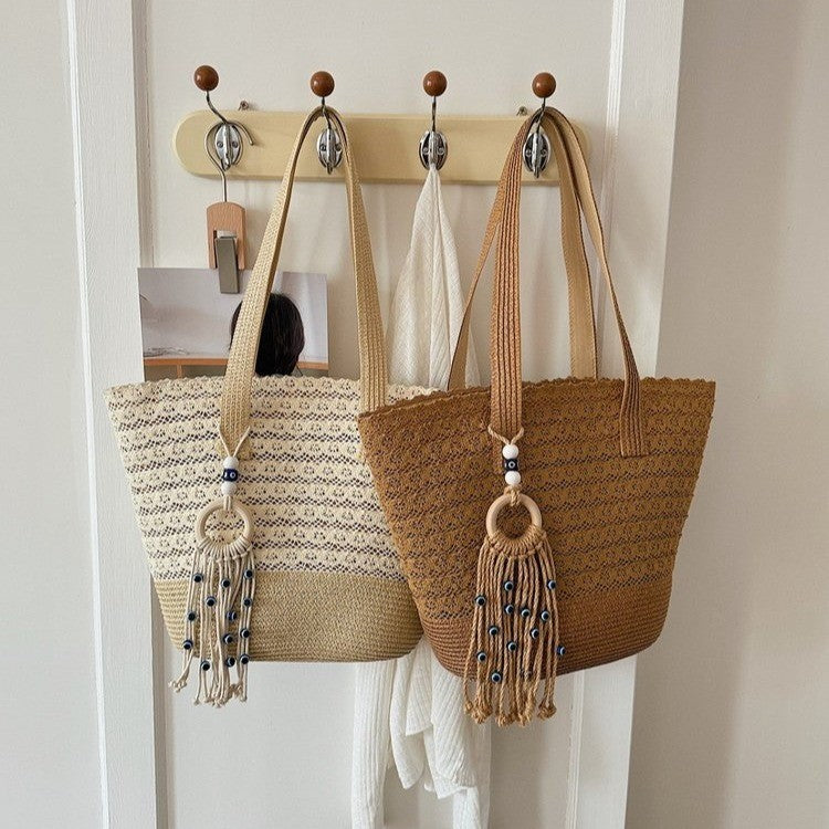 Handcrafted ven Beach Tote Bowlift