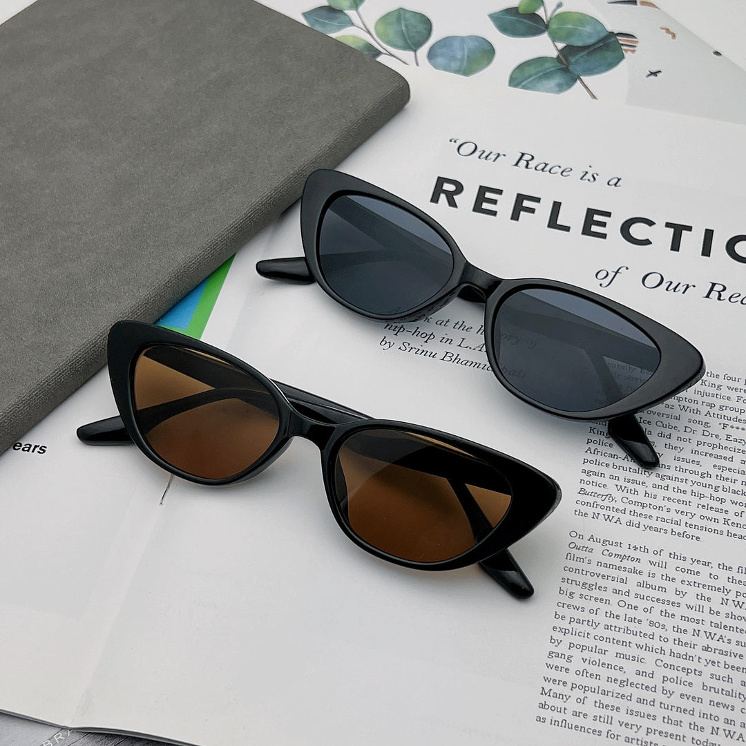 Cat-Eye Sunglasses with UV Protection Bowlift
