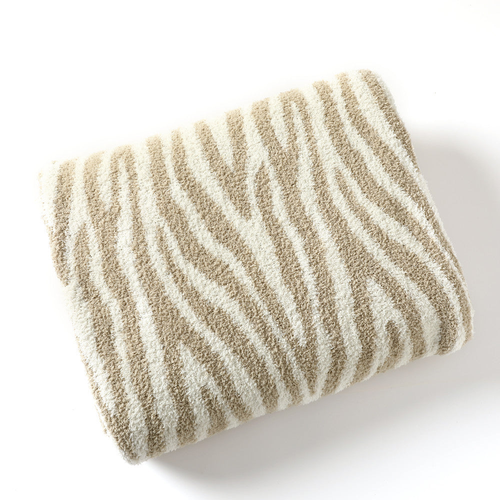 Cozy Knitted Throw Blanket Bowlift