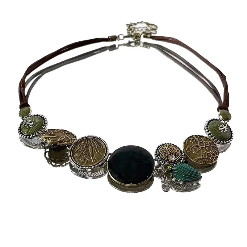 Floral Pendant Long Necklace Bowlift