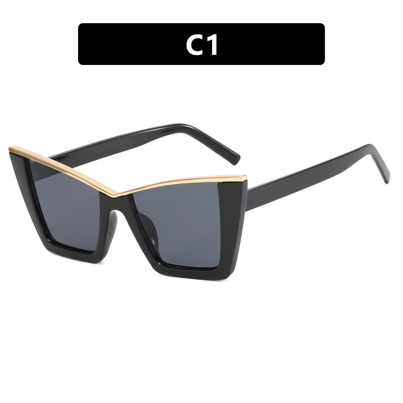 Ladies modern Cat-Eye sunglasses with extravagant design and protective UV filter Bowlift