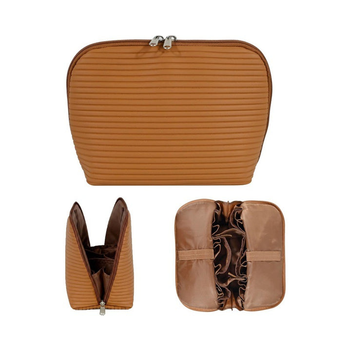 Elegant and Practical Cosmetic Bag Bowlift