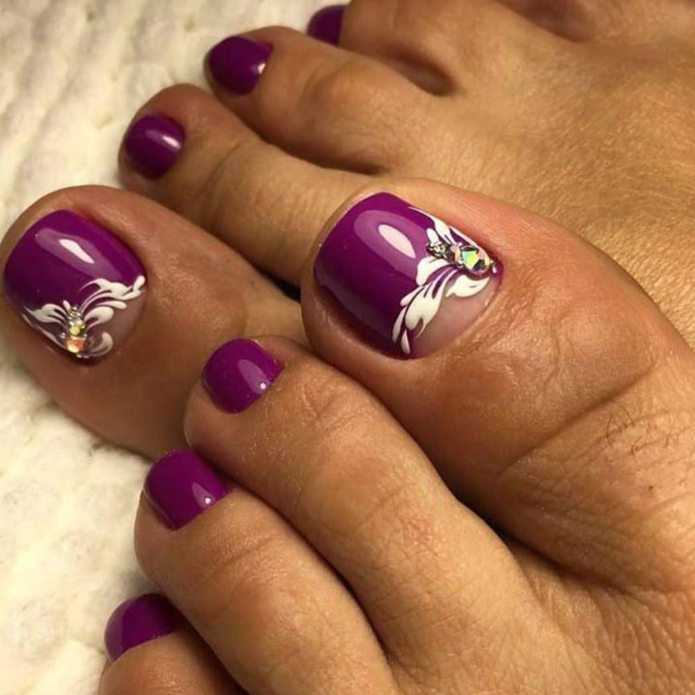 Artificial nails for elegant foot care Bowlift
