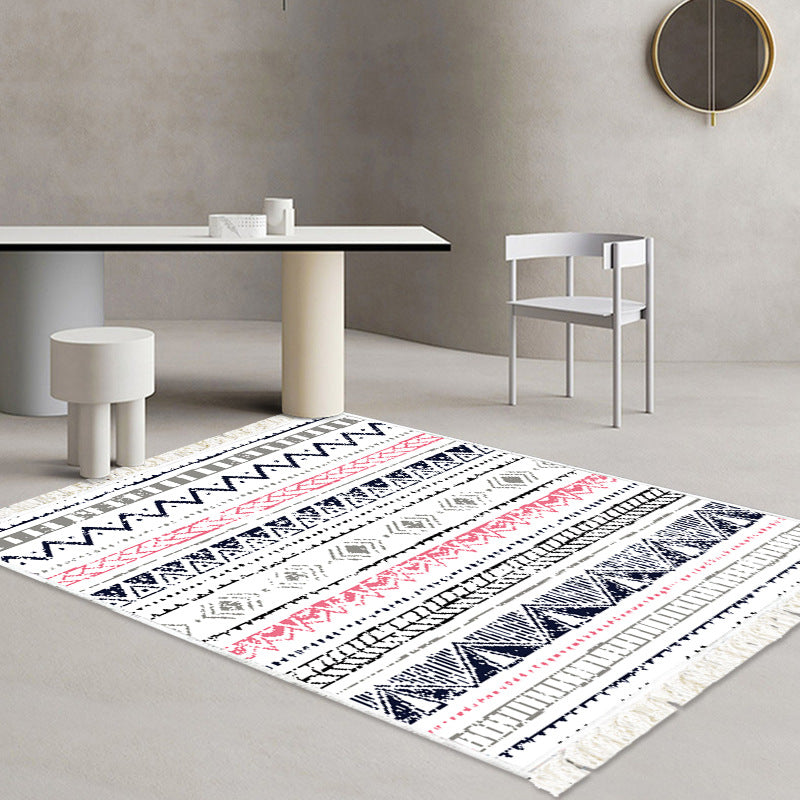 Decorative Geometric Pattern Area Rug Bowlift
