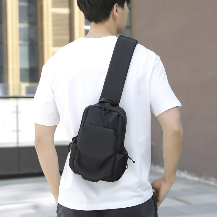 Sleek Crossbody Bag Bowlift