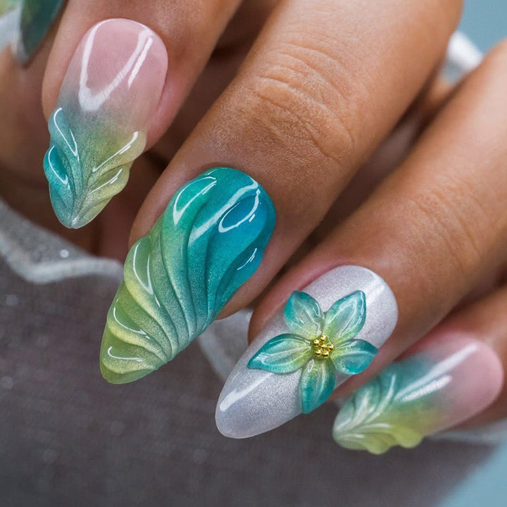 Artificial nails with playful floral design Bowlift