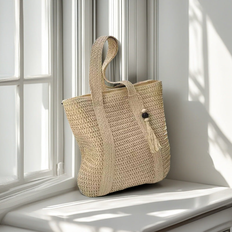 Elegant and Eco-Friendly Weekender Bag Bowlift