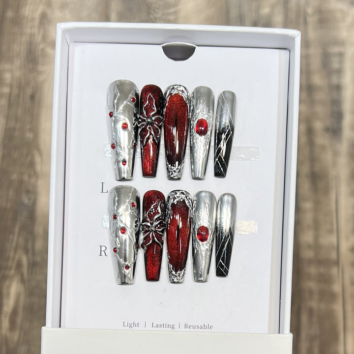 Decorative Floral Stiletto Press-On Nail Set Bowlift