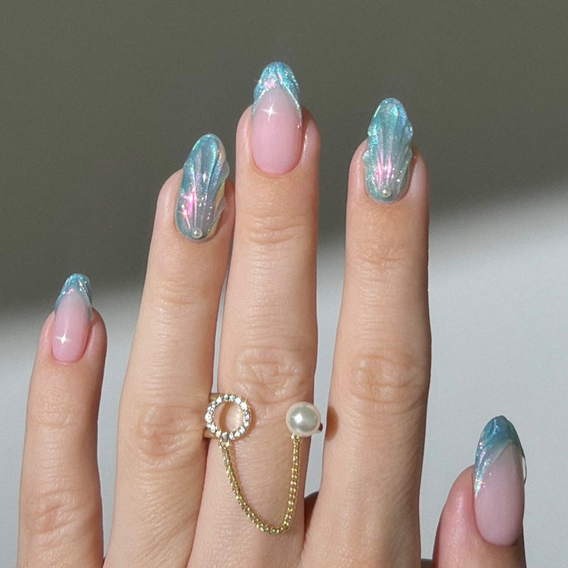 Elegant Heart-Designed Press-On Nail Tips Bowlift