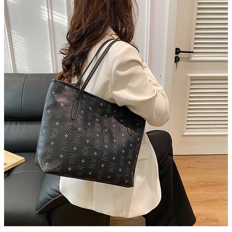 Elegant Structured Tote Bag Bowlift