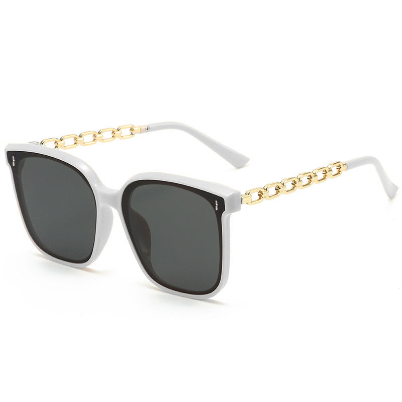 Women's Fashion Sunglasses with Elegant Chain Frame Bowlift