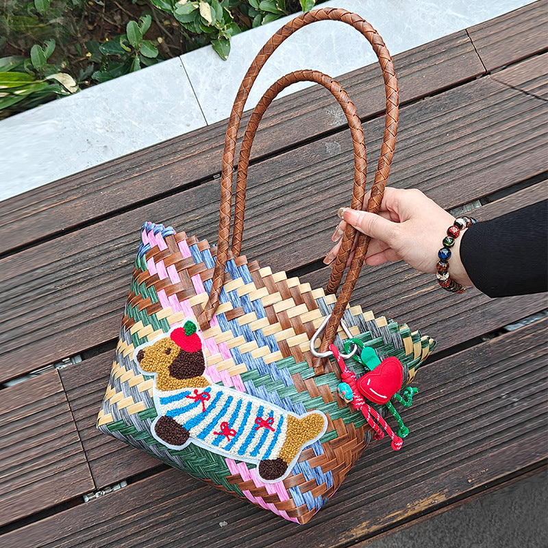 Handcrafted basket bag with colorful animal design Bowlift