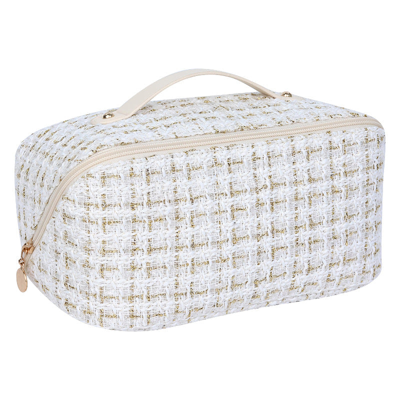 Cosmetic Organizer Bag with Luxurious Interior Layout and Elegant Fabric Design Bowlift