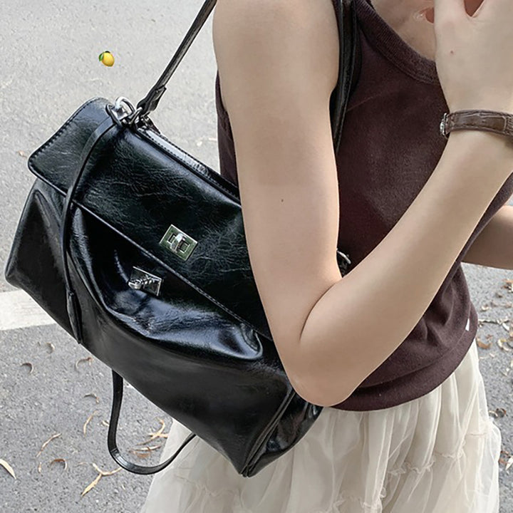 Structured Leather Handbag Bowlift