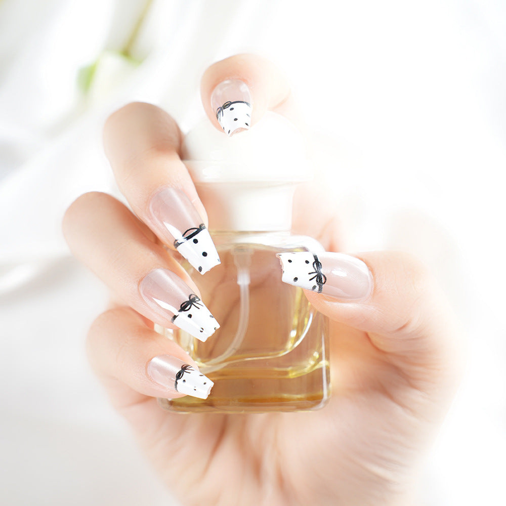 Elegant Designer Press-On Nail Set Bowlift