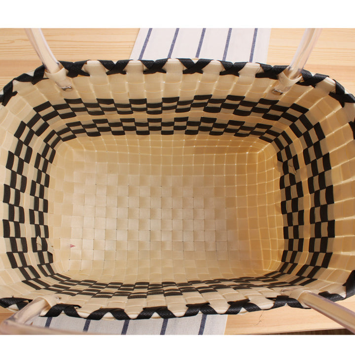 Braided shopping bag with elegant accents Bowlift