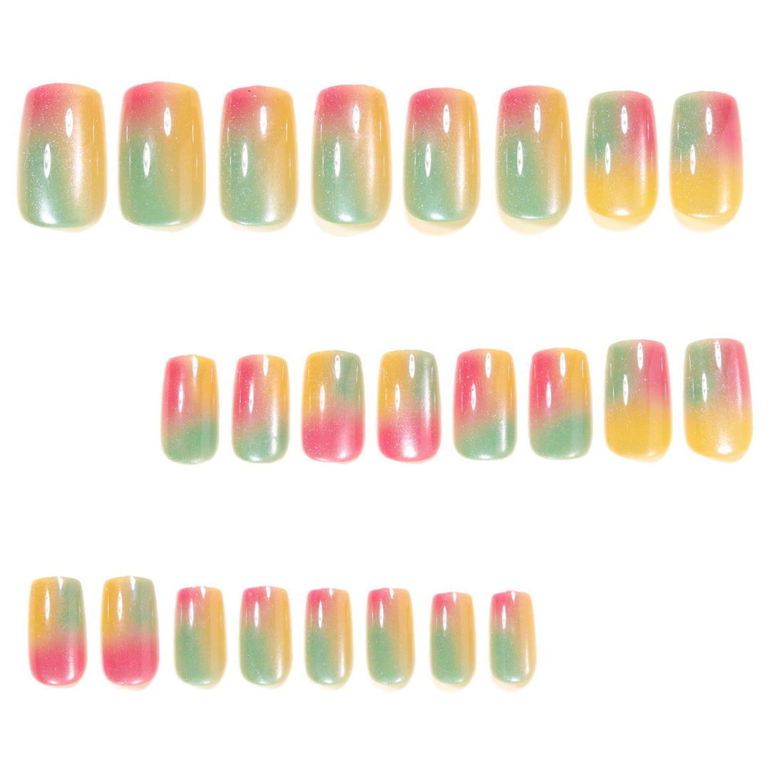 Artificial Nail Set with Shimmering Ombre Effect Bowlift