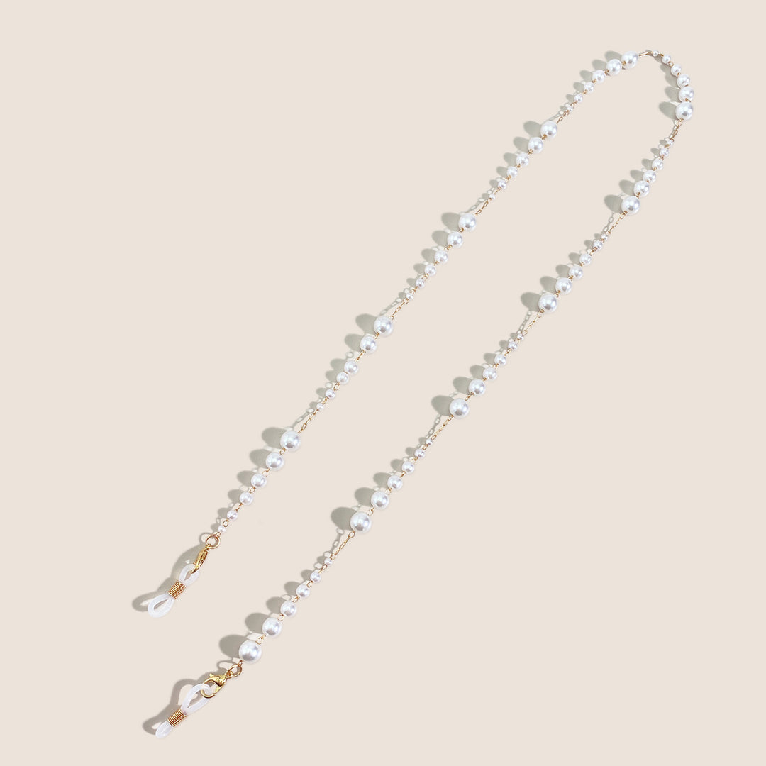 Elegant Pearl-Accented Eyewear Chain Bowlift
