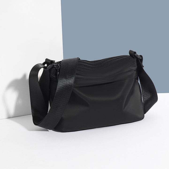 Lightweight Waterproof Crossbody Pouch Bowlift