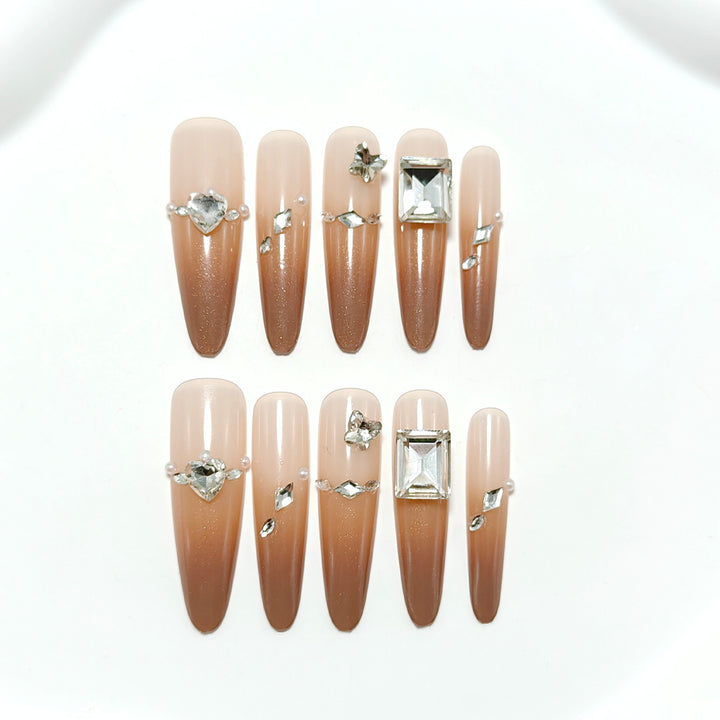 Acrylic nails with glamorous accents Bowlift