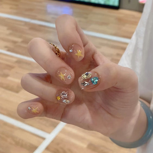 Decorative Press-On Nail Art Set with Sparkling Accents Bowlift