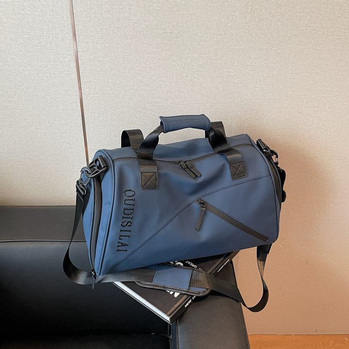 Ladies sporty duffle bag with versatile compartment system Bowlift