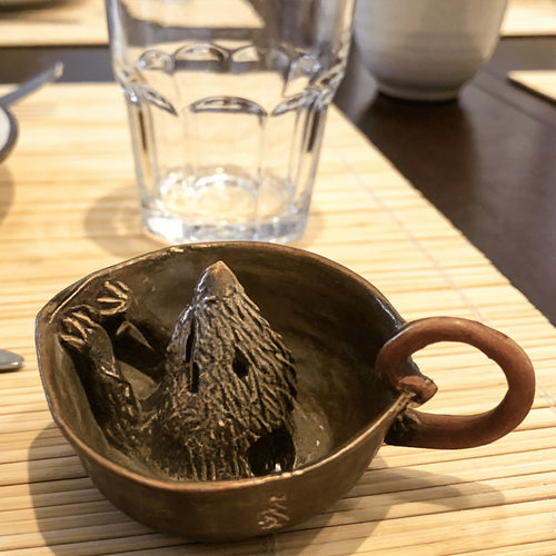 Decorative ceramic mug Bowlift