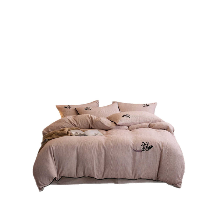 High-quality cotton blend bedding set with embroidery