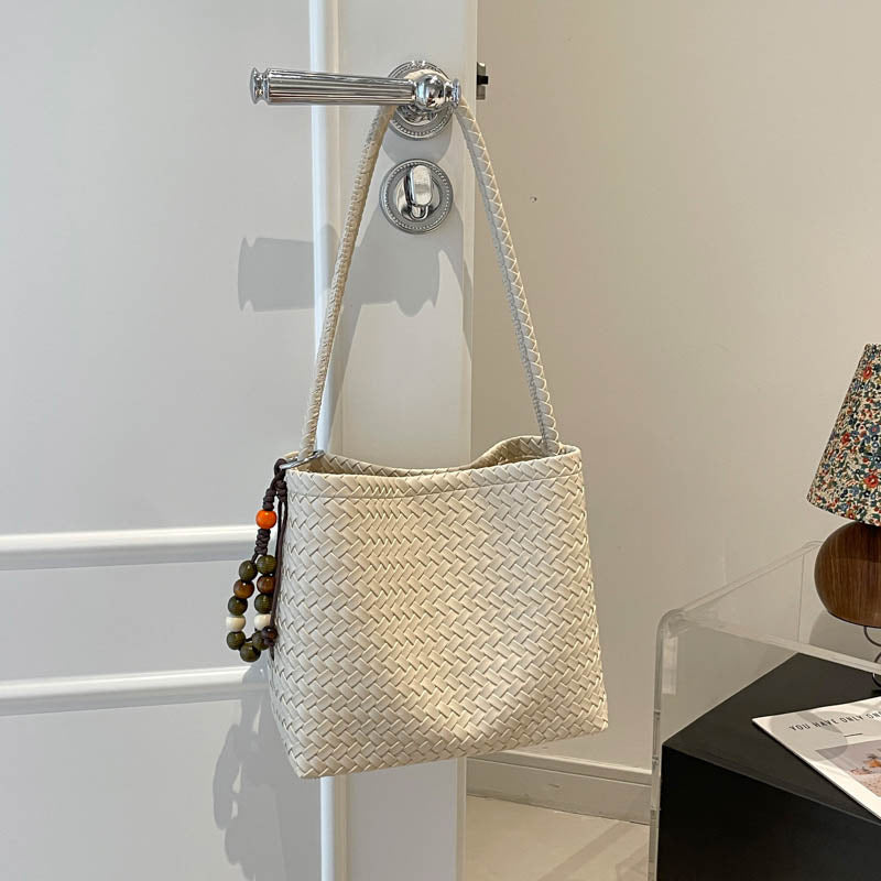 Handcrafted ven Leather Tote Bowlift