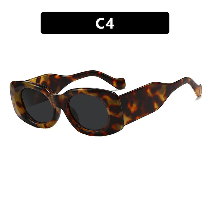 Ladies futuristic sunglasses in elegant square design Bowlift