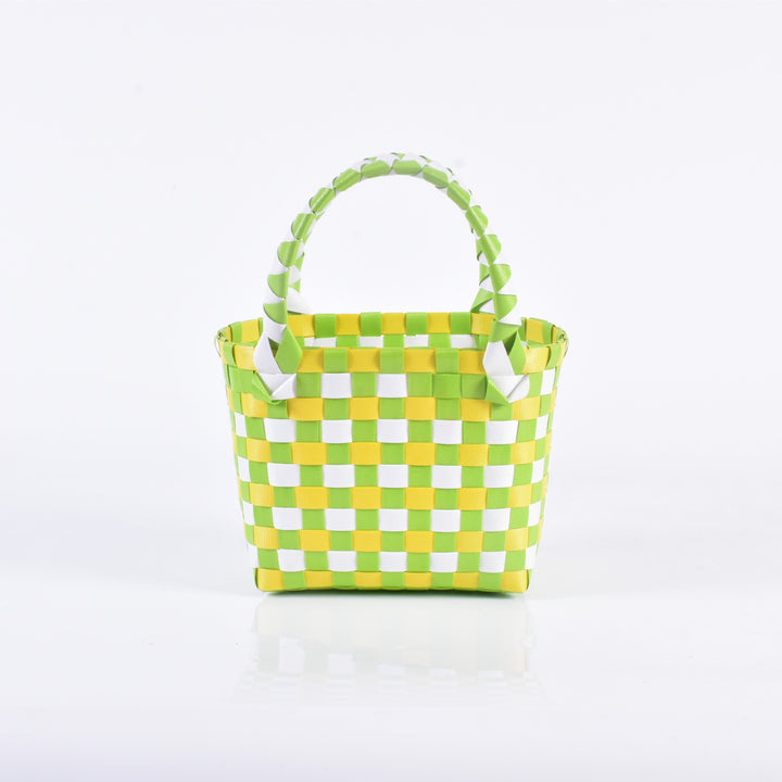 Playful and Practical Basket Bag Bowlift
