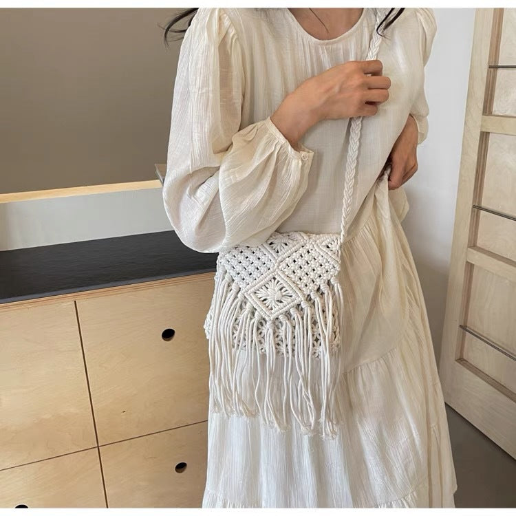 Macramé shoulder bag with fringed details Bowlift