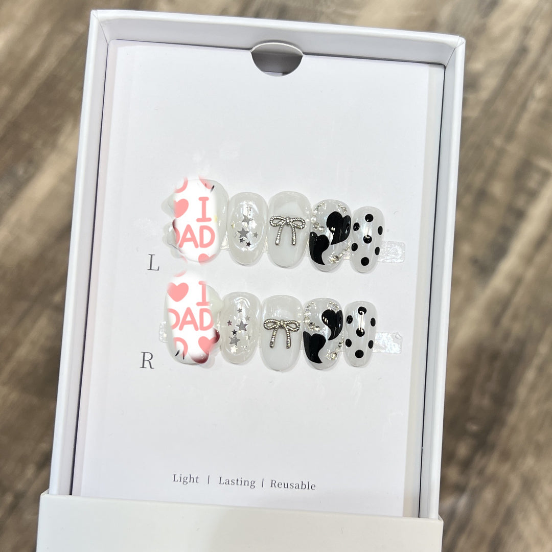 Cartoon-Themed Decorative Press-On Nail Set Bowlift