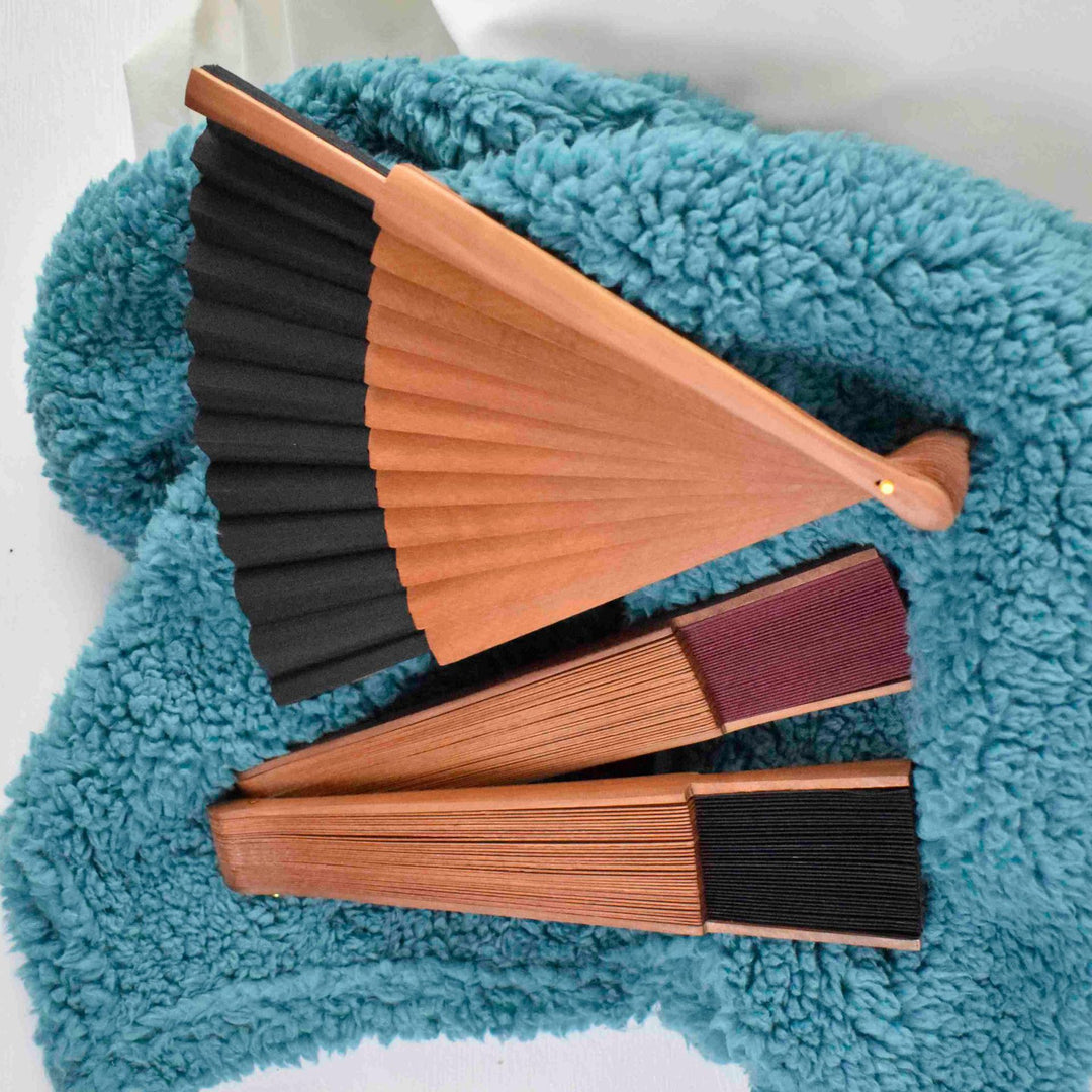 Ladies folding hand fan Bowlift