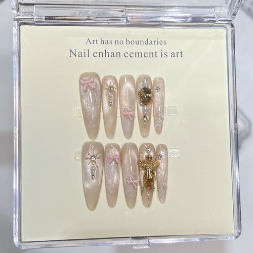 Elegant Artistic Press-On Nail Set