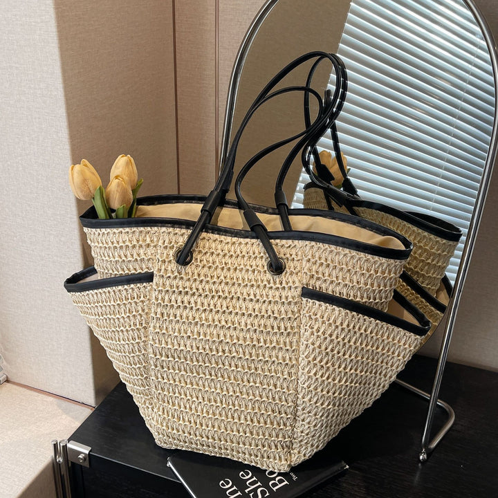 Spacious shopping bag with structured weave Bowlift