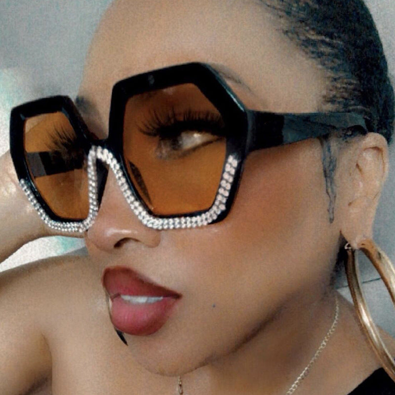 Women's extravagant sunglasses with hexagonal frame and rhinestone accents Bowlift