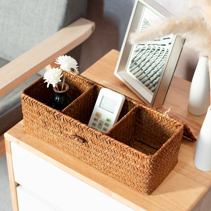 Unisex storage box made of handwoven natural material Bowlift