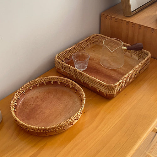 Rustic Serving Plate Bowlift