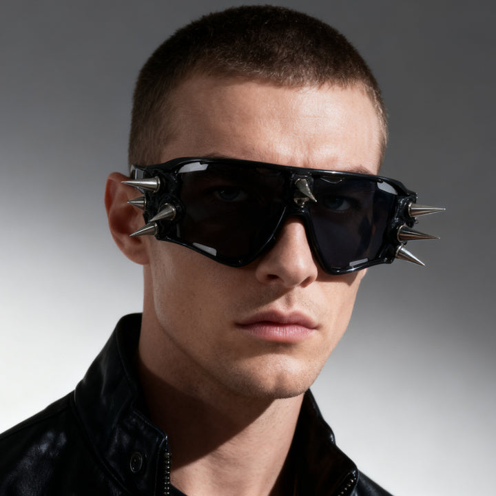 Women's edgy sports sunglasses with sharp accents Bowlift
