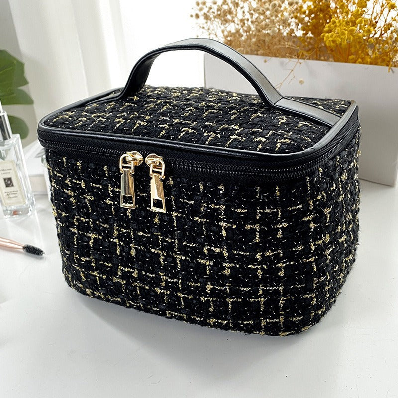 Stylish and Practical Cosmetic Storage Bag Bowlift