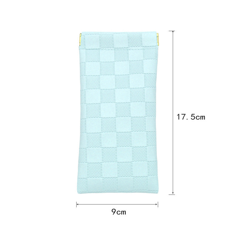 Fashionable Checkered Pouch Bowlift