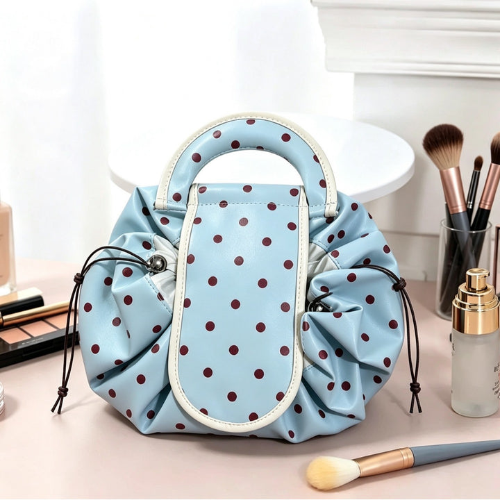 Fashionable Dotted Handbag Bowlift